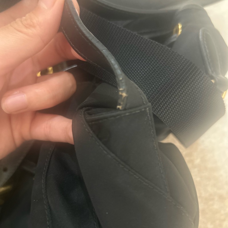 Prada 尼龍背包-15