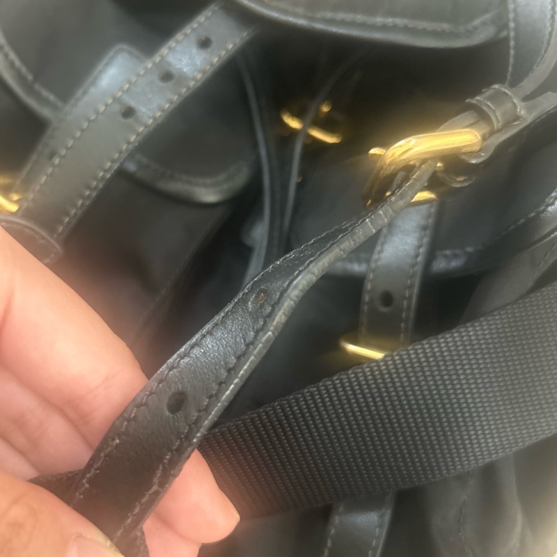 Prada 尼龍背包-16