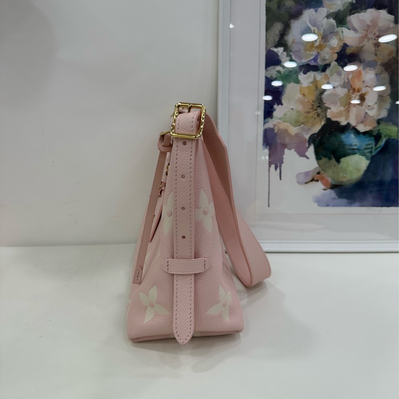 LV全皮carryall，櫻花粉紅小號 25年新色-5