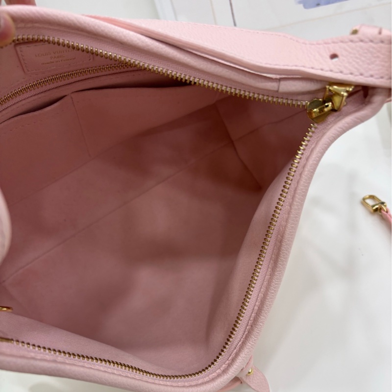 LV全皮carryall，櫻花粉紅小號 25年新色-8