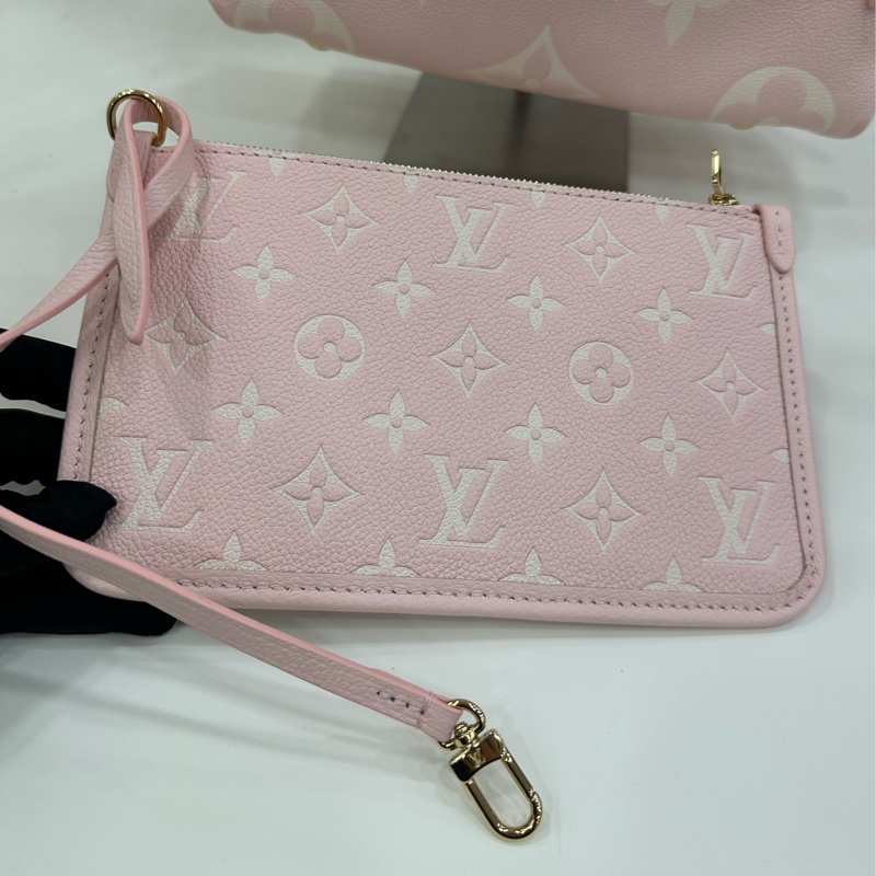 LV全皮carryall，櫻花粉紅小號 25年新色-9