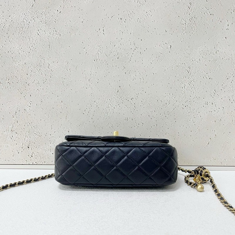 CHANEL cf mini-4