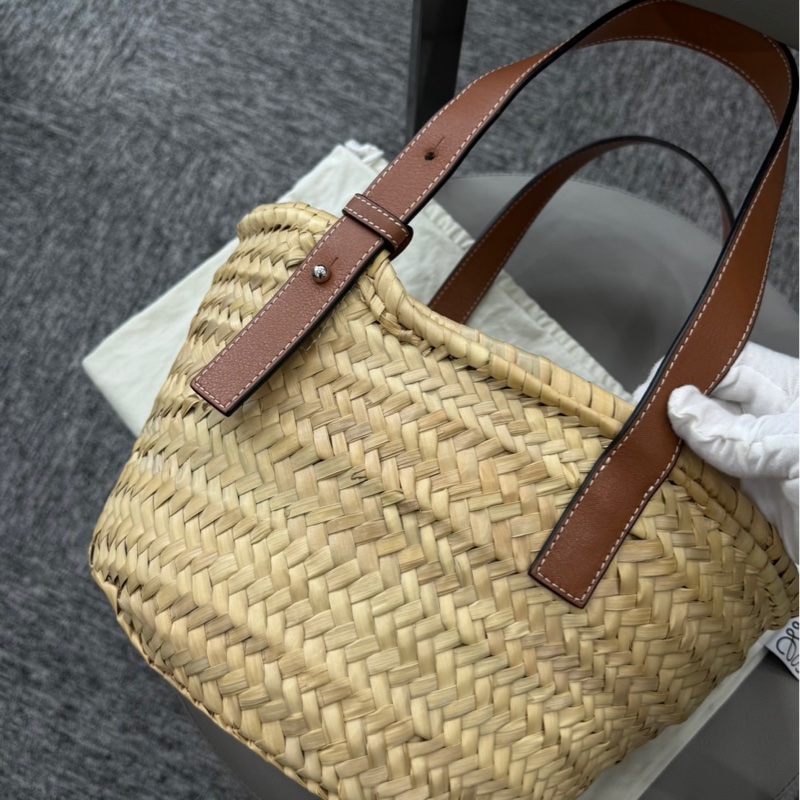 Loewe 小號草編包-7