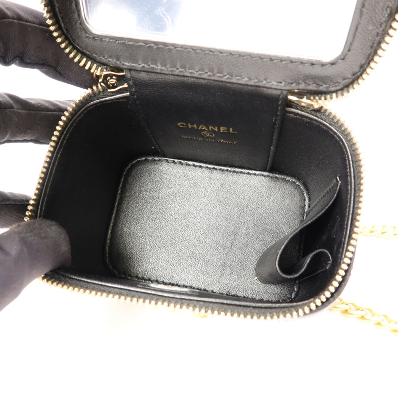 CHANEL 牛皮皮革Vanity Case金扣鏈帶肩背袋-5