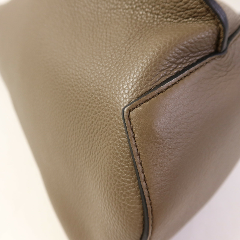 LOEWE 牛皮皮革Anton Sling銀扣肩背袋-10