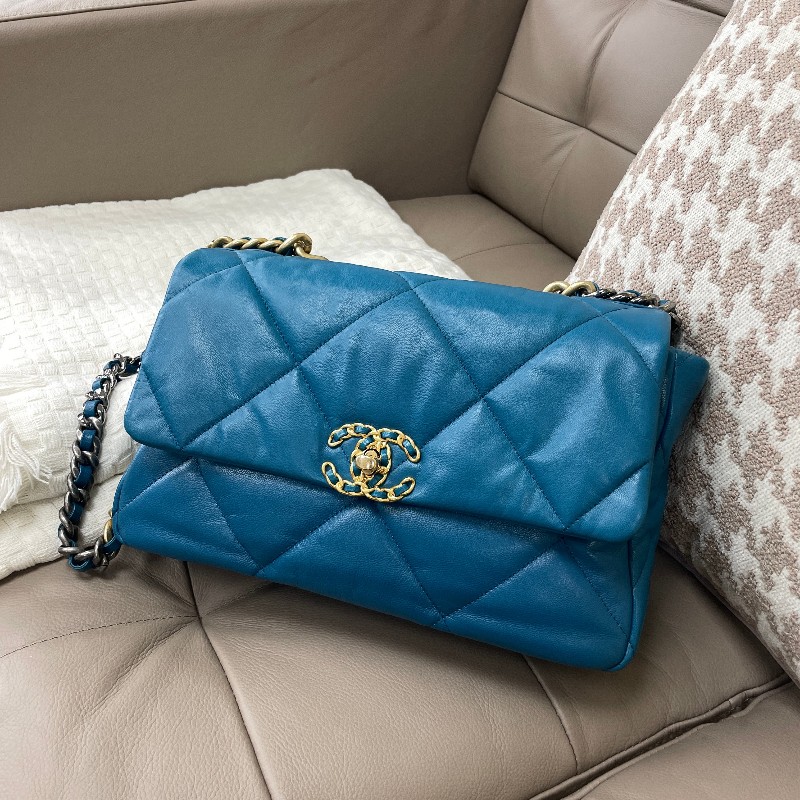 Chanel 土耳其藍羊皮大菱格霧金釦三色鏈下蓋19大號手提斜背包AS1161-0