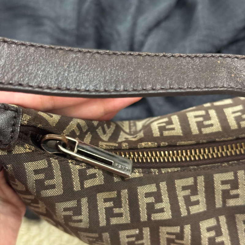 Fendi Zucchino 老花半月包🫰🏻-9