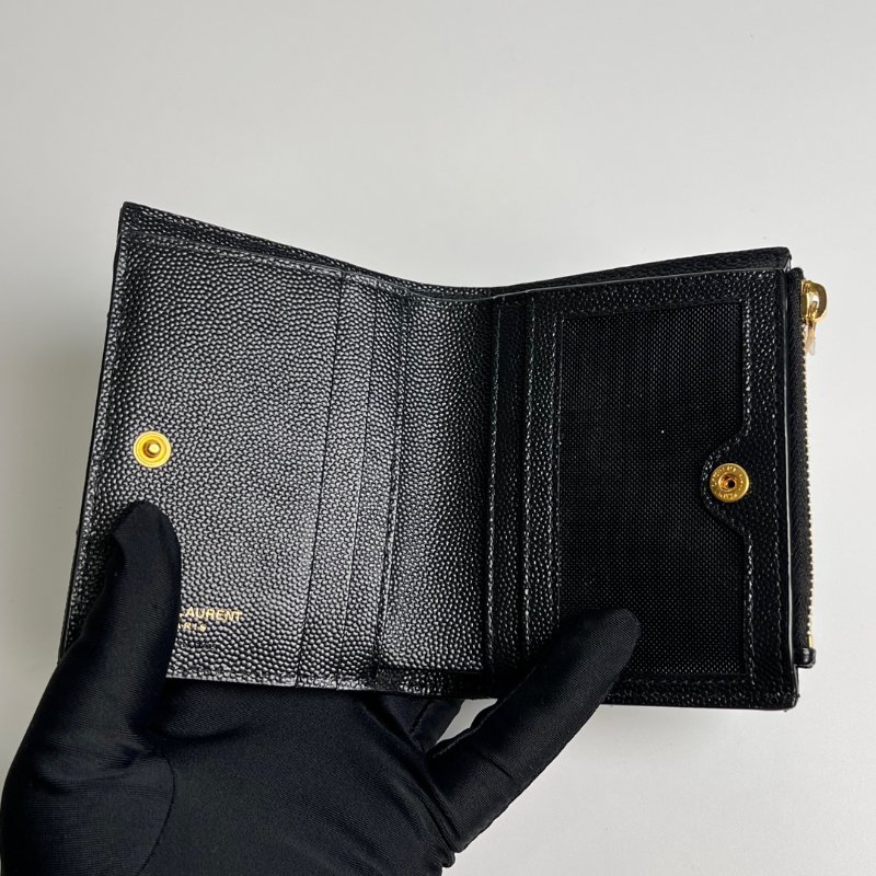 YSL 575879 黑金魚子醬拉鍊零錢扣式短夾-4