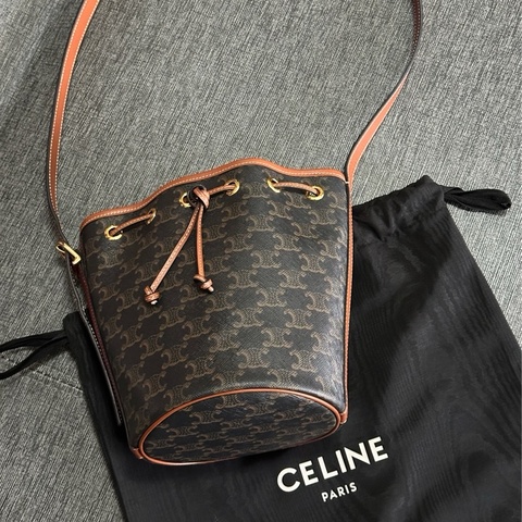 CELINE 水桶包