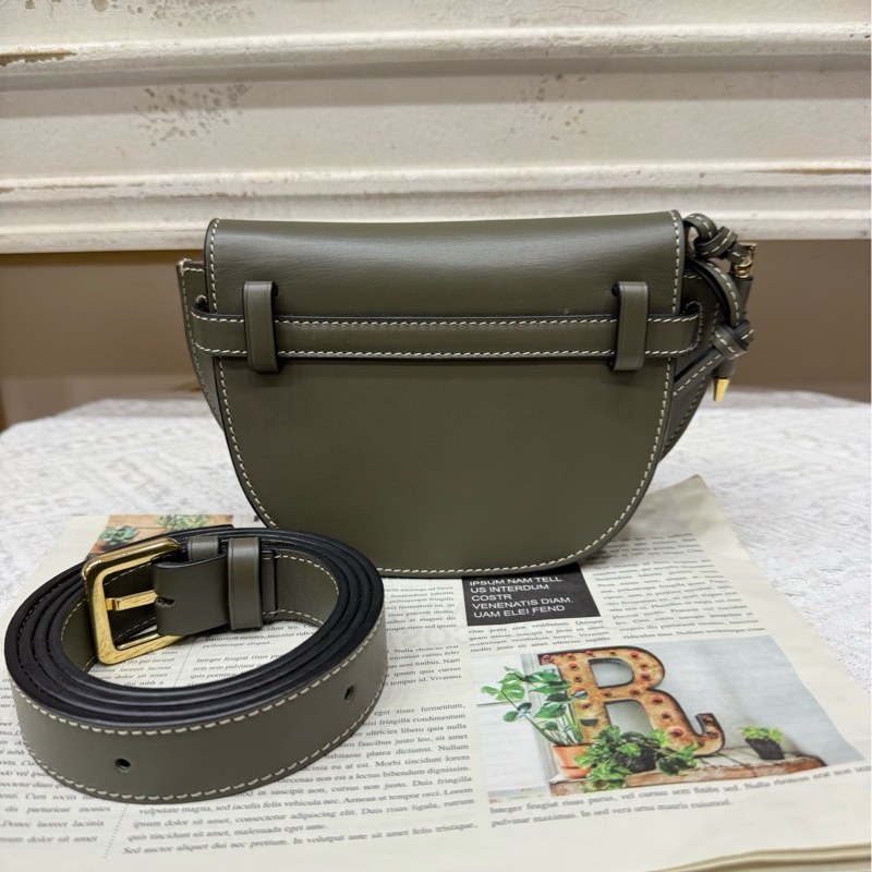 Loewe mini 繩結包 腰包款-1