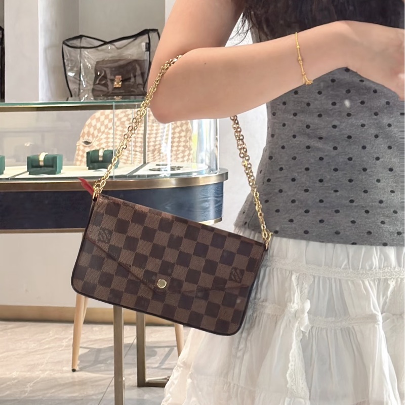Lv 三合一 斜背鏈包-3