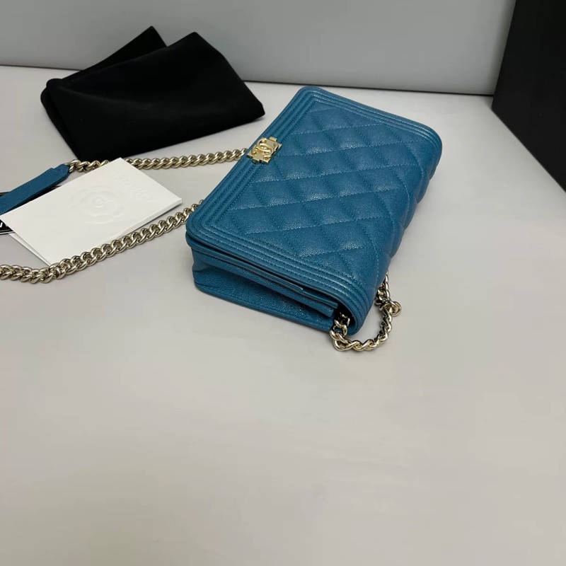 Chanel香奈兒 牛皮荔枝紋金扣湖藍色-3