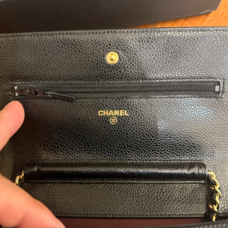CHANEL 黑荔枝金雙C釦式WOC鏈包-11