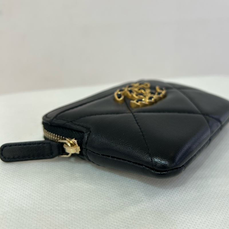 Chanel黑羊皮19系列吐司零錢包-6