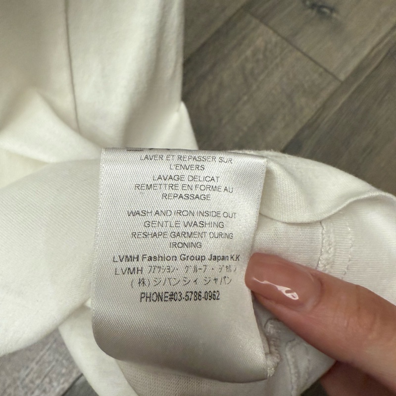 GIVENCHY男款刺繡黑字薄白T-9