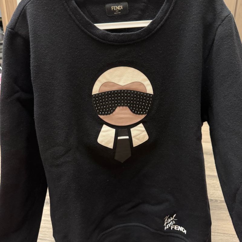 可議價✨FENDI&Karl 聯名男款長袖黑色羊毛棉衣-1