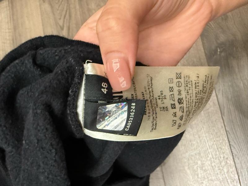 可議價✨FENDI&Karl 聯名男款長袖黑色羊毛棉衣-9