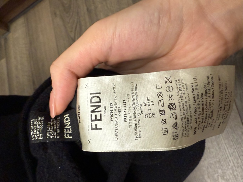可議價✨FENDI&Karl 聯名男款長袖黑色羊毛棉衣-10