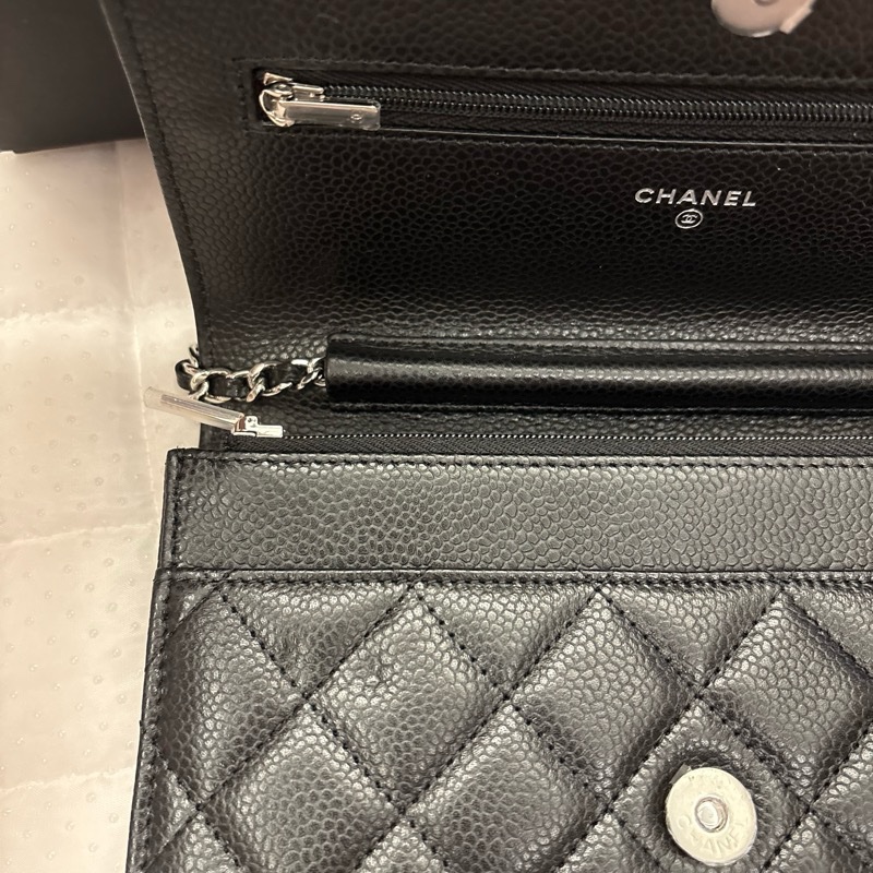 Chanel WOC 全新未使用 黑荔枝銀扣 金屬拉鍊膠膜皆未撕-4