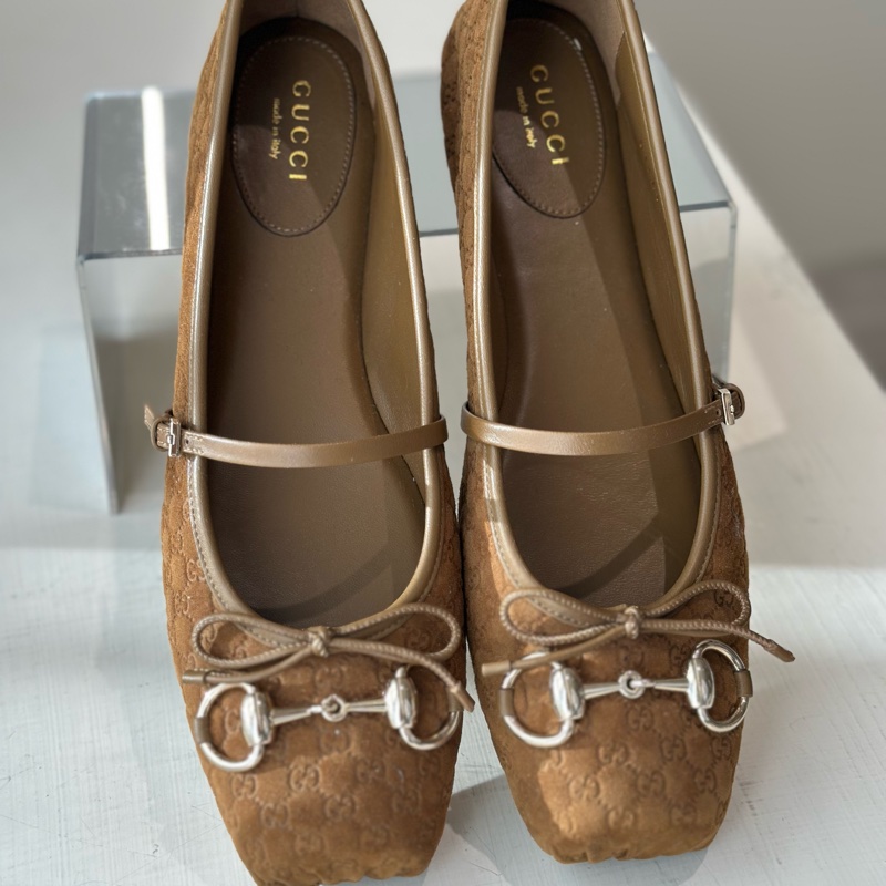 Gucci 壓紋logo棕色芭着舞鞋37.5號🩷超甜-1