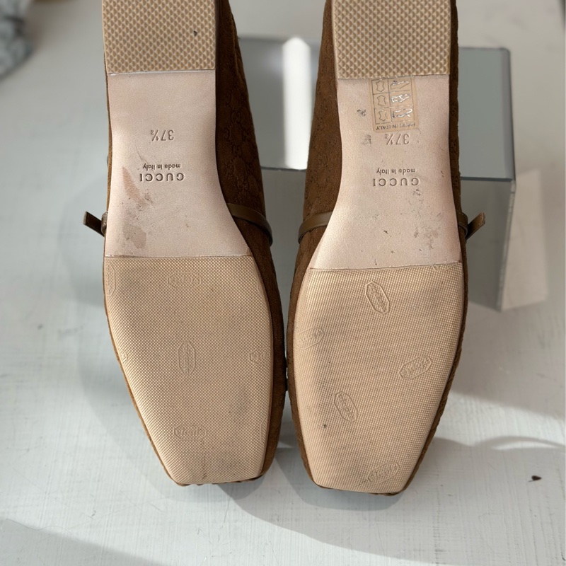 Gucci 壓紋logo棕色芭着舞鞋37.5號🩷超甜-14