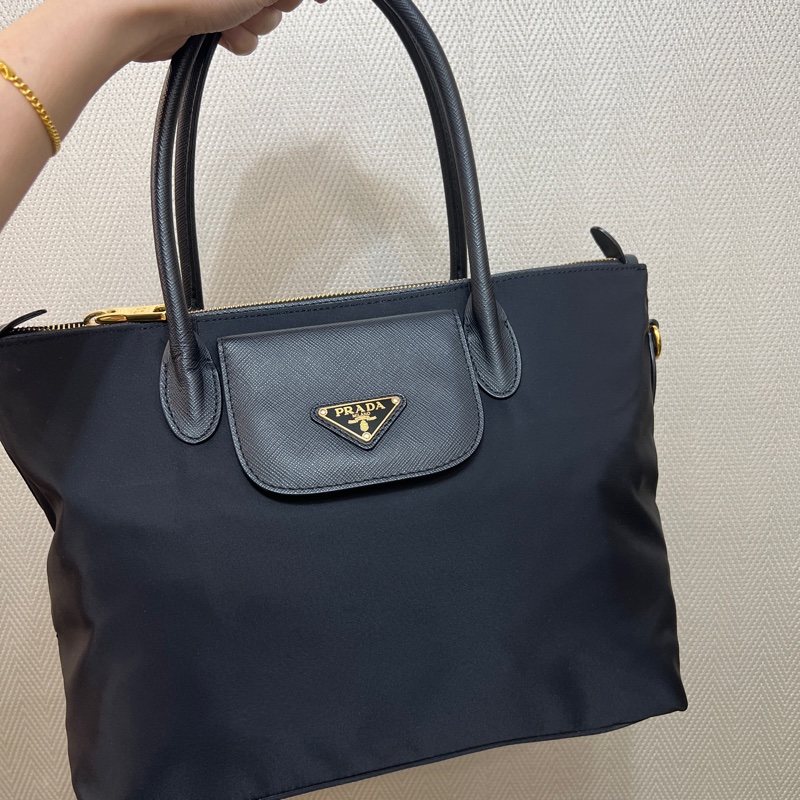 Prada 黑尼龍黑牛皮金釦手提斜背包-0