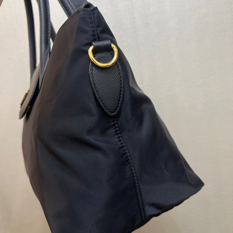 Prada 黑尼龍黑牛皮金釦手提斜背包-5