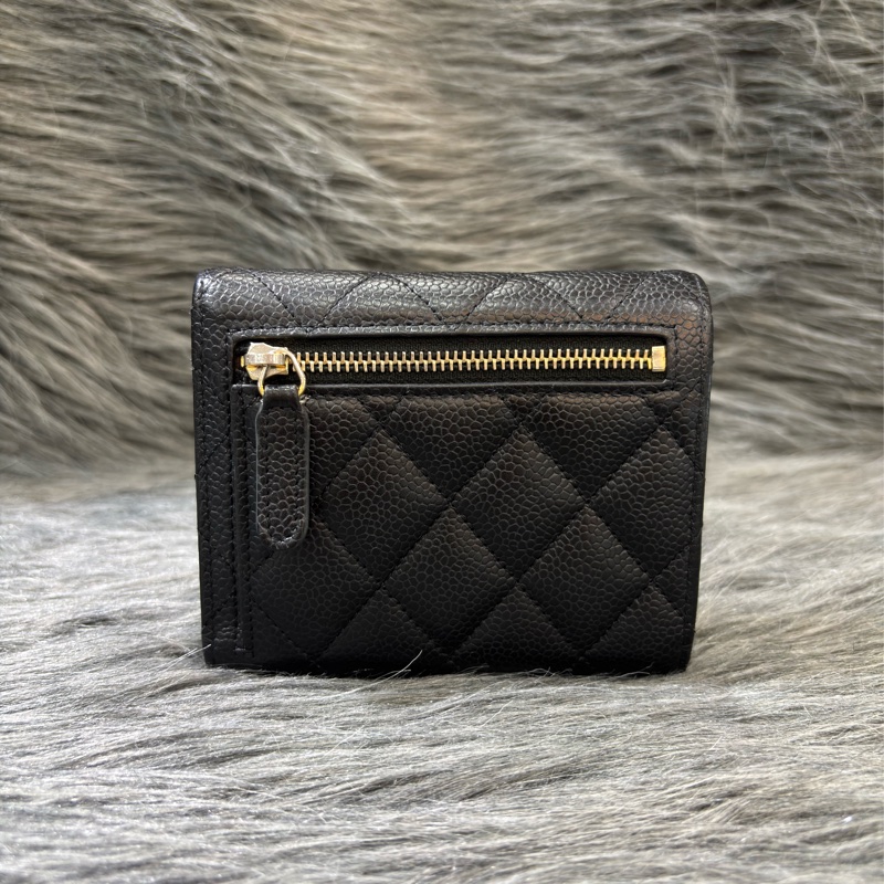 CHANEL A82288 AP0231 黑 荔枝皮 金釦 零錢包 COCO 三折 短夾 皮夾-2