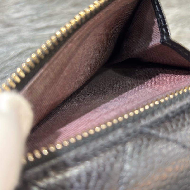 CHANEL A82288 AP0231 黑 荔枝皮 金釦 零錢包 COCO 三折 短夾 皮夾-20