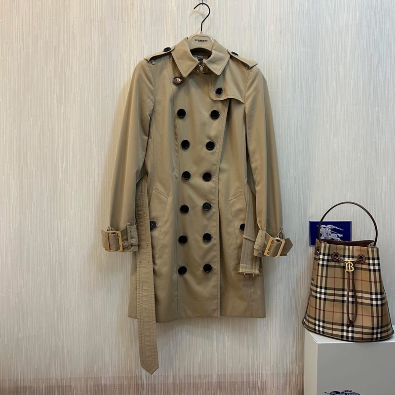 BURBERRY英國黑標蜜色金釦風衣UK4-2