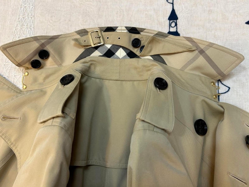 BURBERRY英國黑標蜜色金釦風衣UK4-9