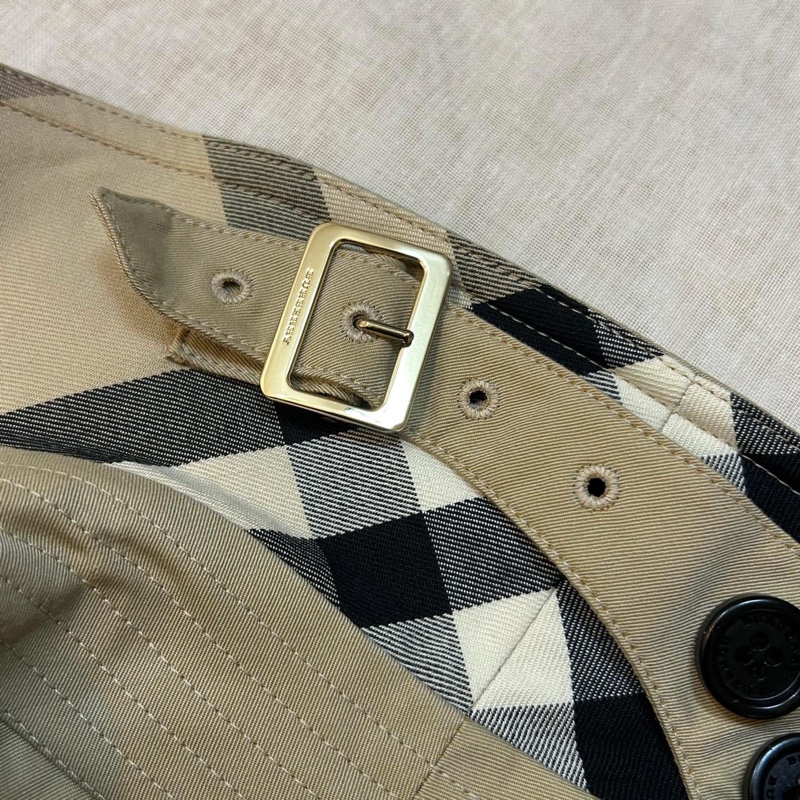 BURBERRY英國黑標蜜色金釦風衣UK4-10