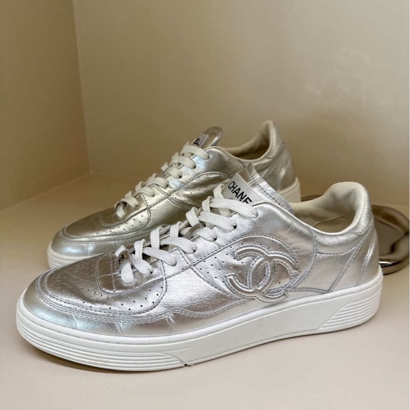 Chanel 銀色板鞋 40號❤️🔥-0