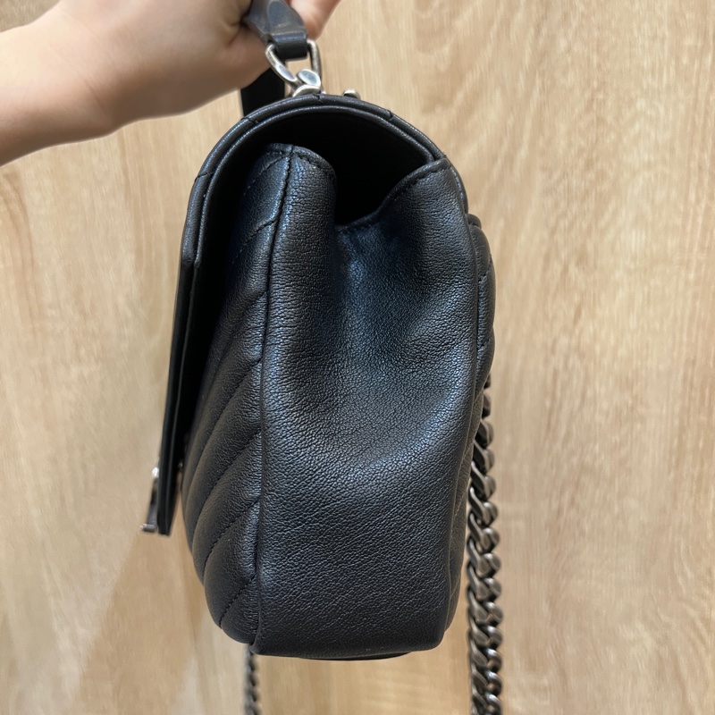 YSL 黑牛皮霧銀釦斜背學院包-2