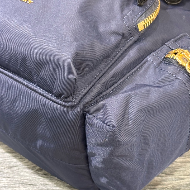 BURBERRY The Rucksack 4016624 深藍 尼龍 中 軍旅背包 雙肩包 肩背包 側背包 後背包-6