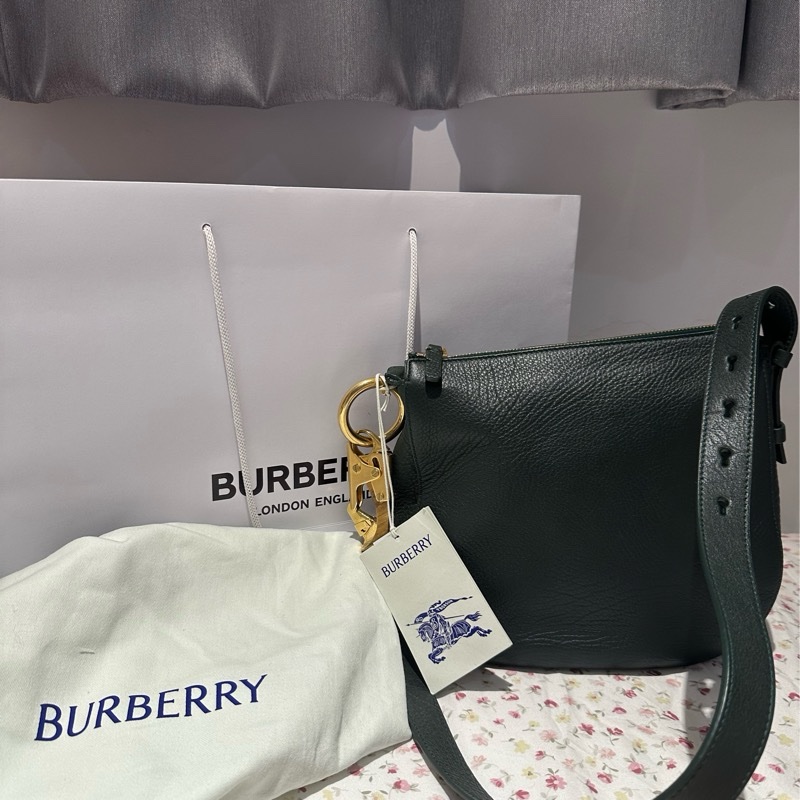 Burberry Knight 騎士包全新原價$89000-4