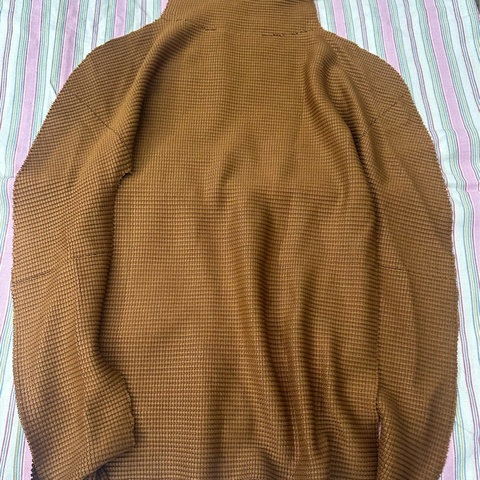 Issey Miyake me 高領長袖上衣（可剪成短袖 二穿）
