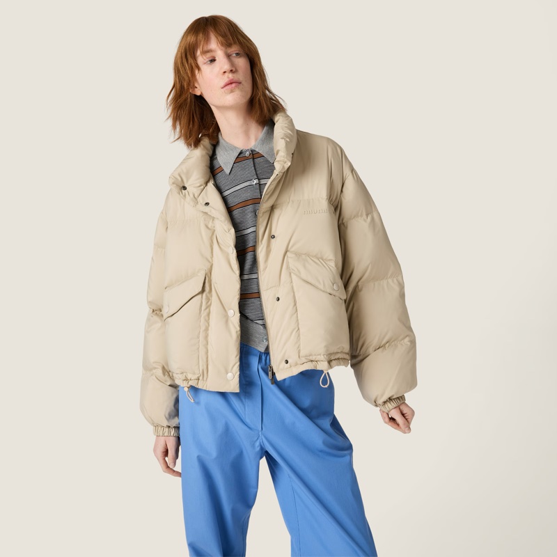 促銷品 MIU MIU 機能性緞面羽絨外套 沙色 #38 40 碼-5