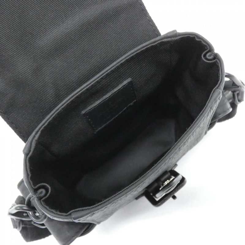 Louis Vuitton Taurillon Monogram Nano Christopher 單肩包 M83164-6