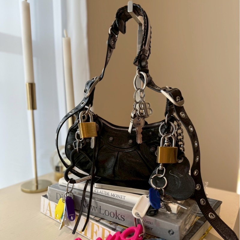Balenciaga 黑色le cagole❤️🔥收租包!收錢收到手軟-0