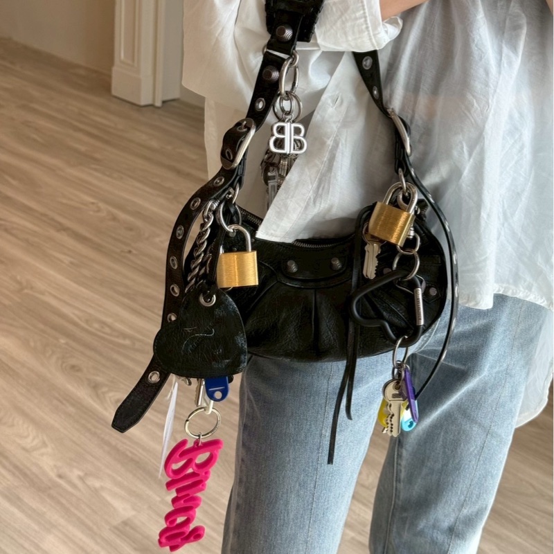 Balenciaga 黑色le cagole❤️🔥收租包!收錢收到手軟-1