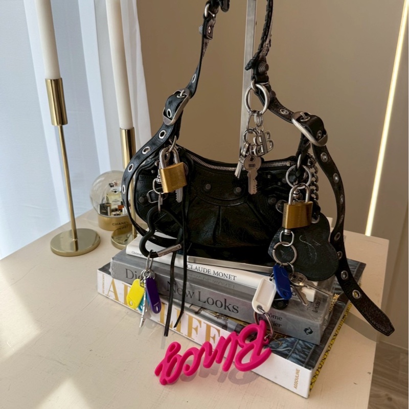Balenciaga 黑色le cagole❤️🔥收租包!收錢收到手軟-3