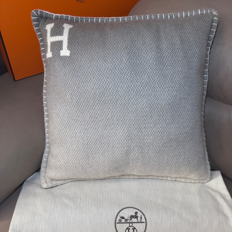 Hermes 愛馬仕Yack'n'Dye 稀有漸變色抱枕-8