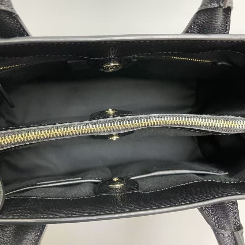 Burberry 黑色牛皮格紋中號班納包 手提包 肩背包-8