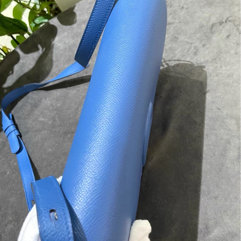 Hermes Cherche midi豬鼻子包 寶藍色荔枝紋牛皮銀扣-2