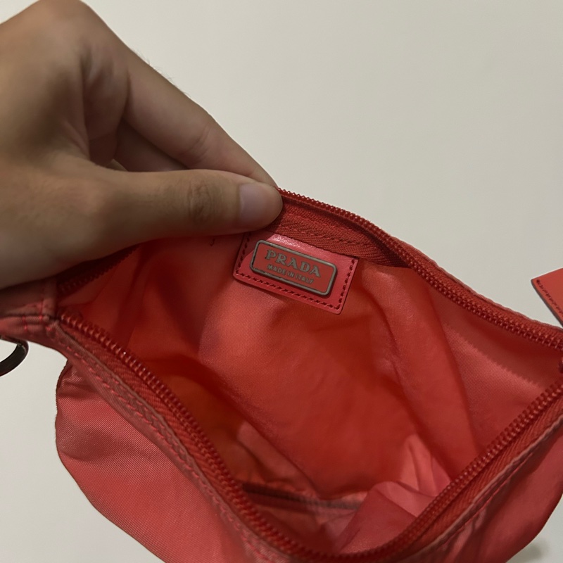 PRADA 水餃包 化妝包 （明顯使用痕跡）-6