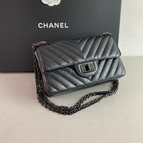 小巴黎二手名牌Chanel 香奈儿 2.55大mini so black V紋