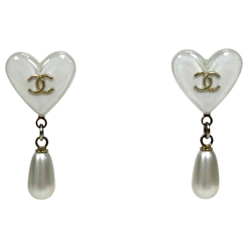 CHANEL CC 愛心 垂吊珍珠 耳環-1