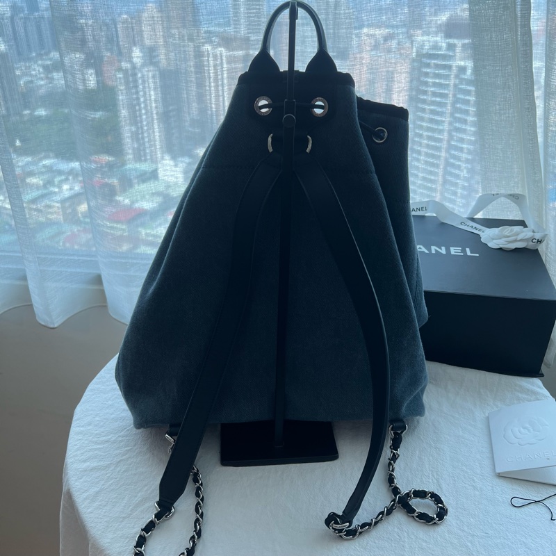 ෆ Chanel 牛仔亮片沙灘雙肩包-11