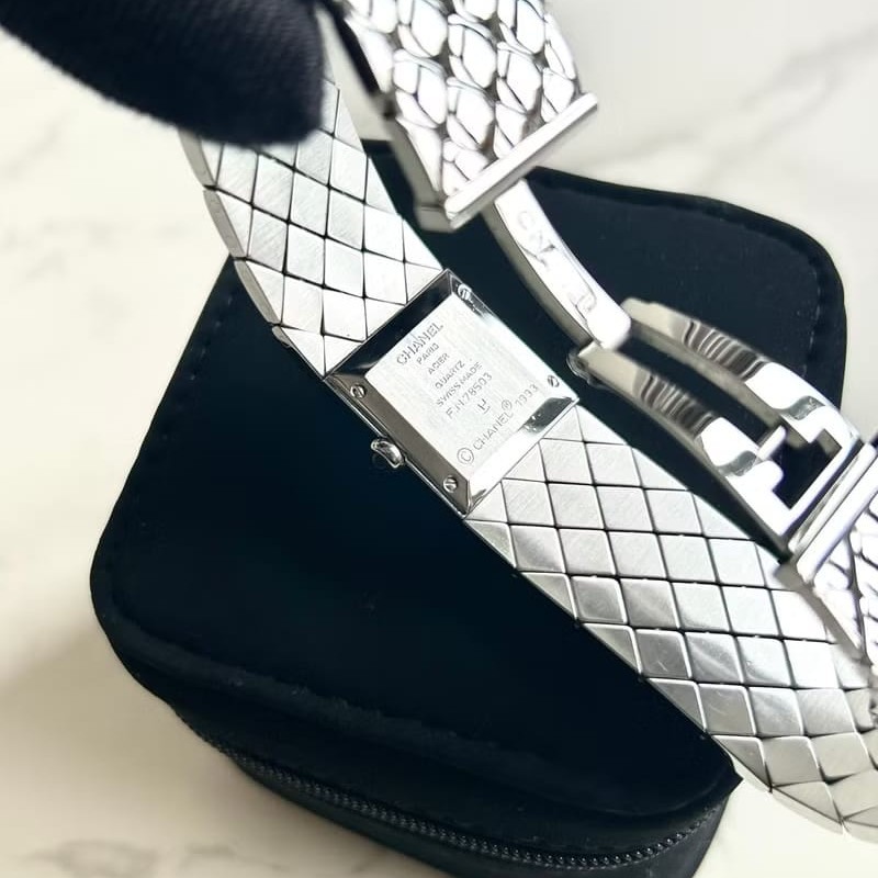 【LA LUNE】絕版古董錶 Chanel Metalaase 黑銀色中古手錶 石英錶 女裝腕錶-4